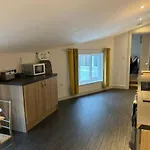 Unique, Large 2 Bedroom Flat